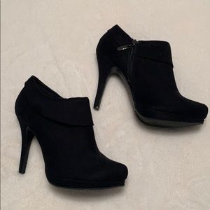 X-Appeal Quincey Suede 4” booties